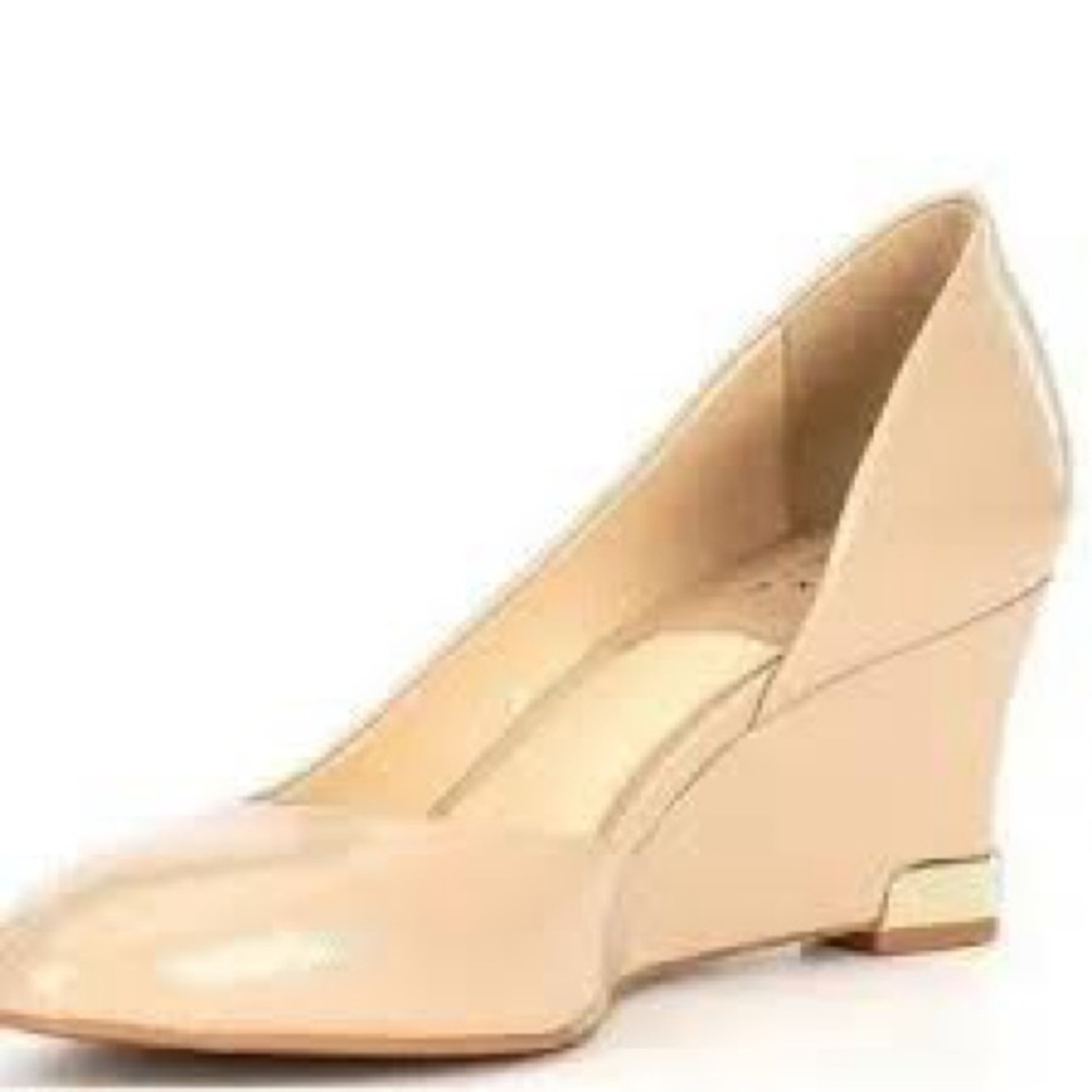 Alex Marie Cream Wedge Pumps Sleek Design